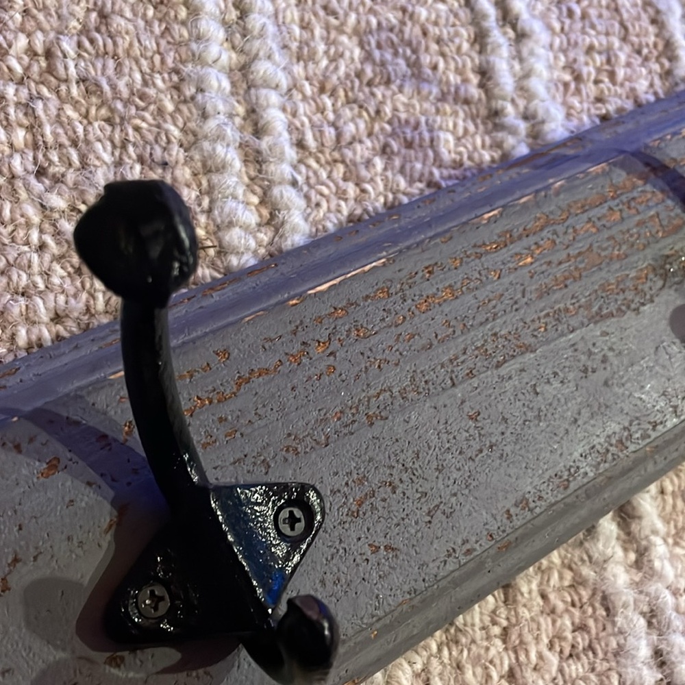 Wall hooks - Picture 6 of 9